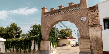 Puerta de Zaragoza 02