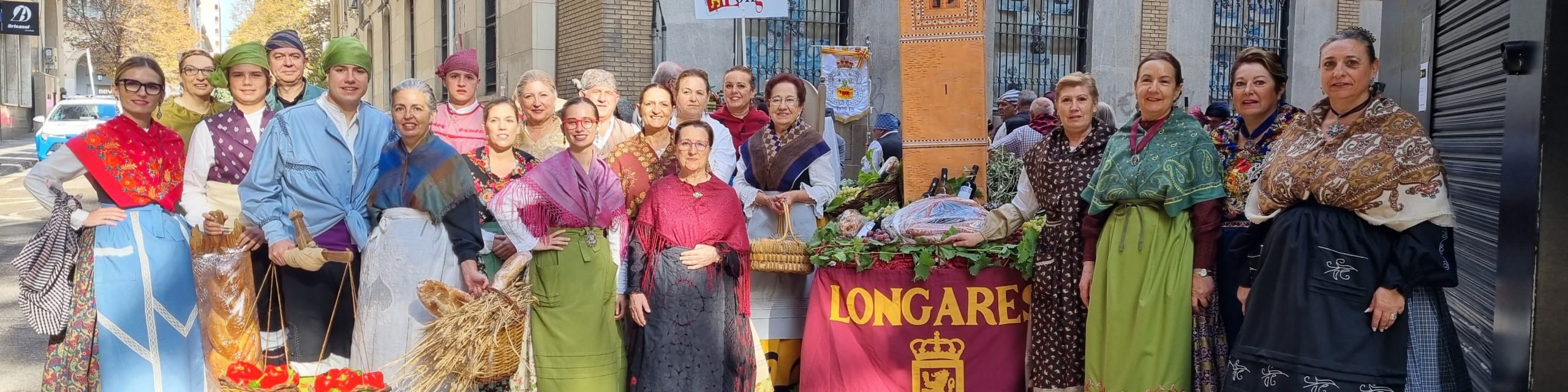 Grupo de Longares en la Ofrenda de Frutos