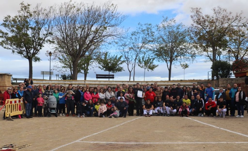 Foto de grupo del homenaje