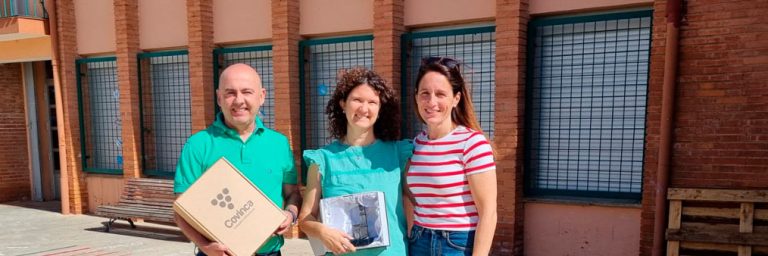 El alcalde y la concejala, con Marga Zueco