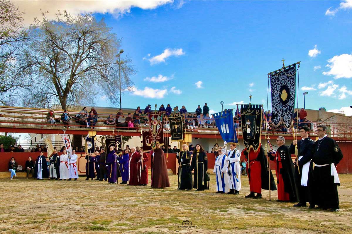 III Exaltación de tambores, bombos y cornetas