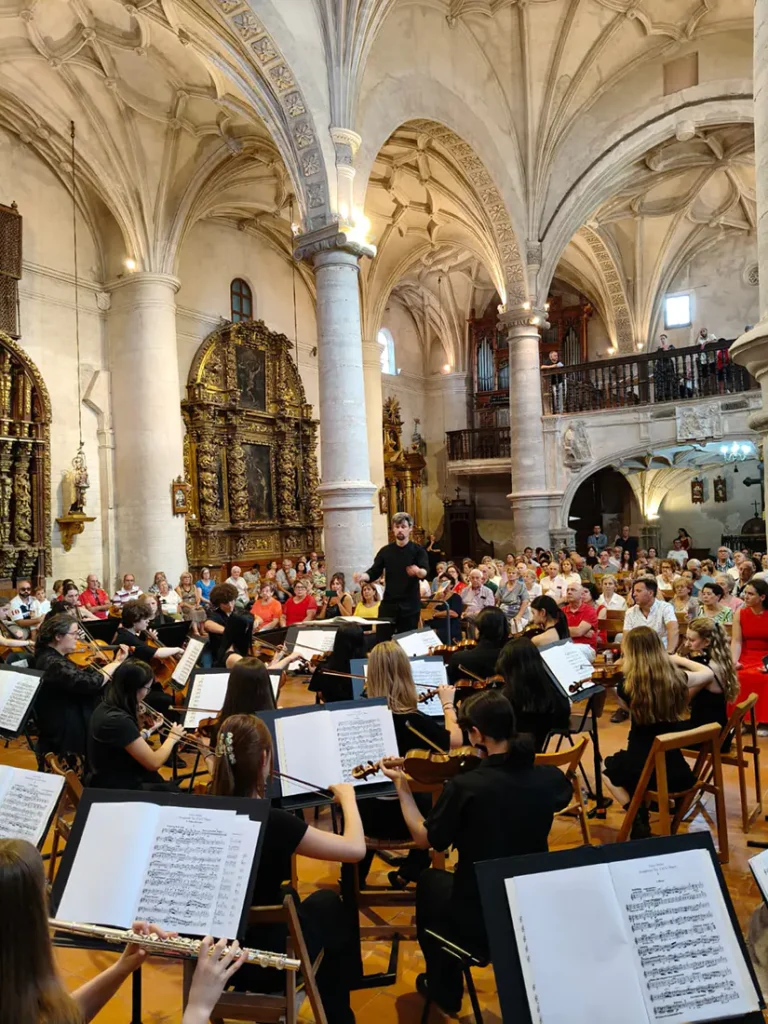 La City of Leeds Youth Orchestra actuó en Longares